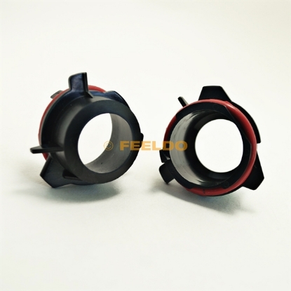 Picture of 1pcs Car Bulbs Socket Conversion Adapter For BMW E39 5-Series(Type2) H7 HID Xenon Bulb Low Beam Installation
