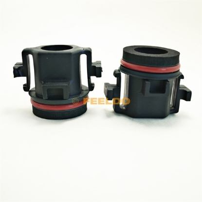 Picture of Car Bulbs Socket Conversion Adapter For BMW E39 5-Series(Type4) H7 HID Xenon Bulb Low Beam Installation